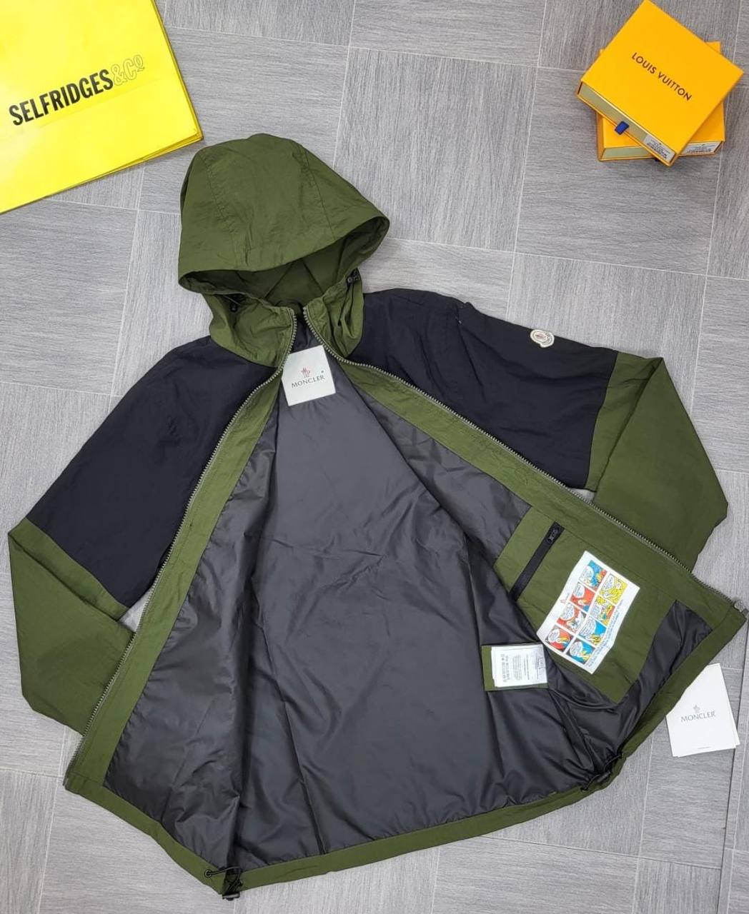 Moncler Zomer